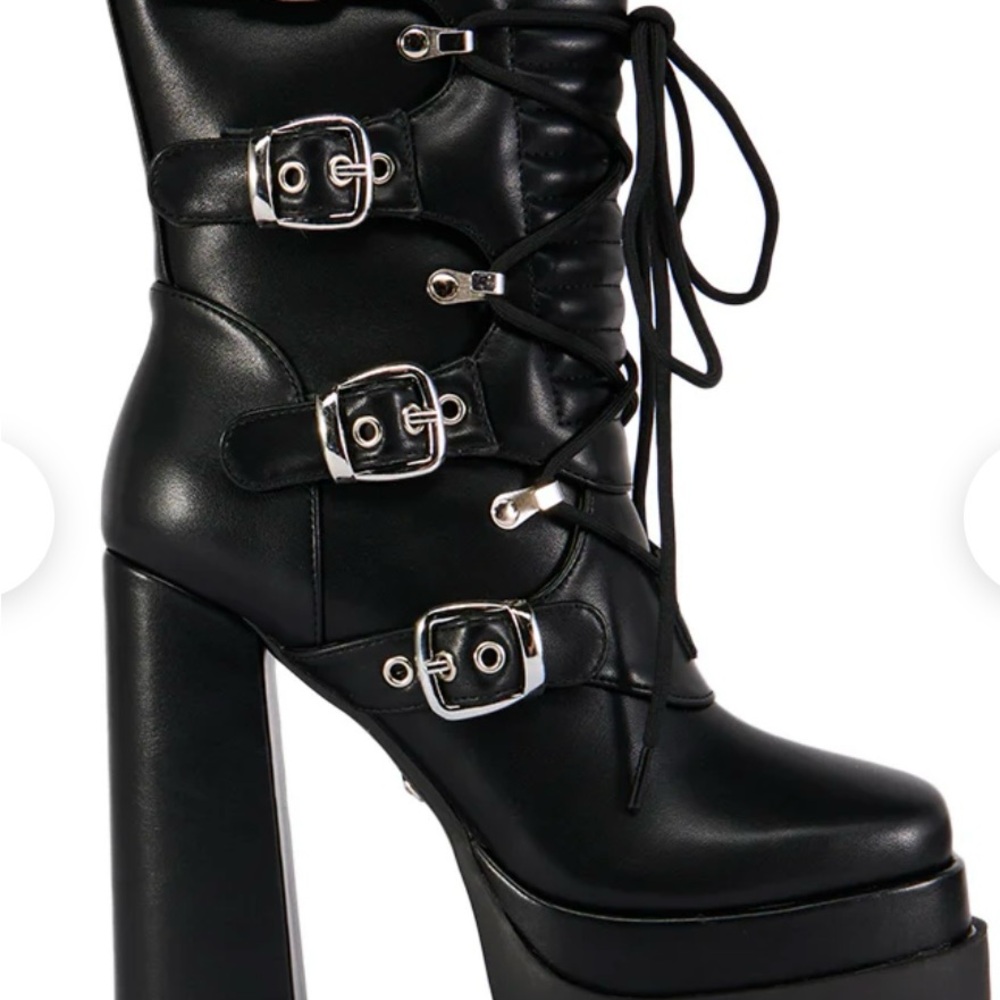 Sleek Black Lace-Up Platform Boots